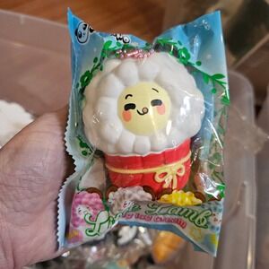 Vlampo Slow Rising Squishy Little Lamb Ice Cream Scented NEW Sheep